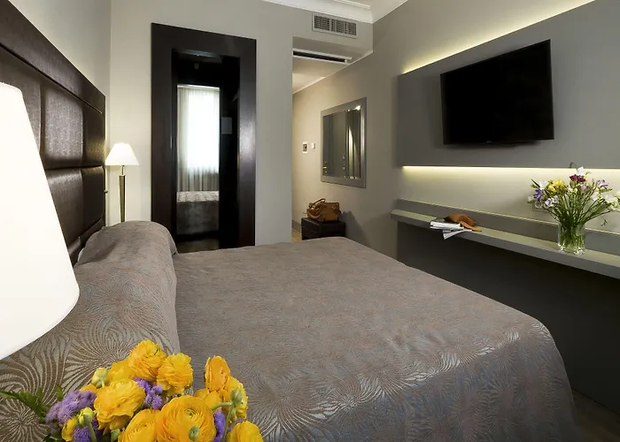 Maria Regina Otel Roma