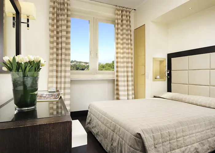 Maria Regina 4* Roma